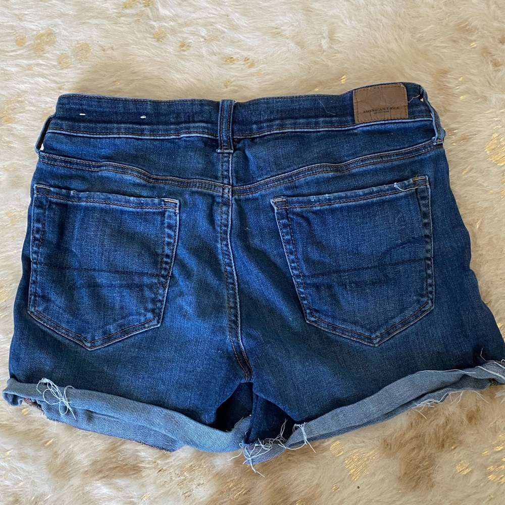 American Eagle Mid Rise Next Level Stretch Shorts
